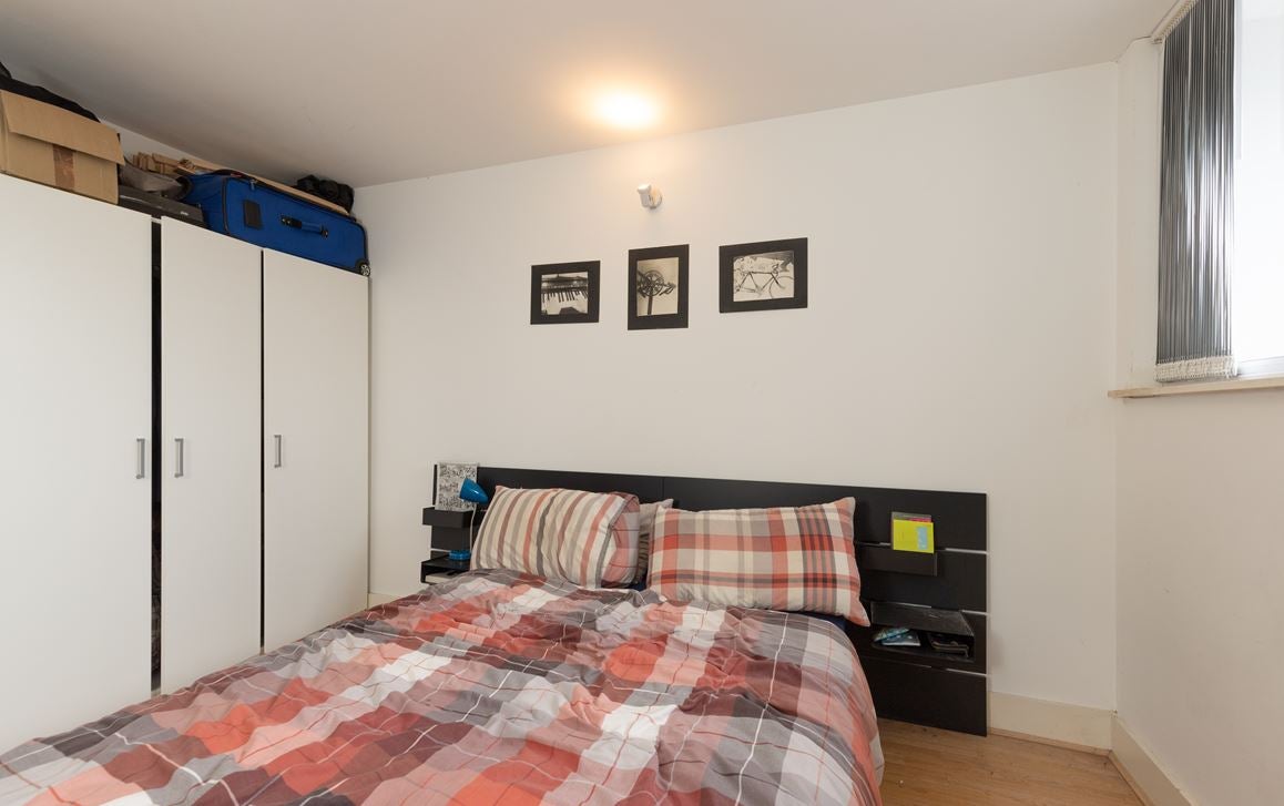 Flat Weld Works Mews in Greater London