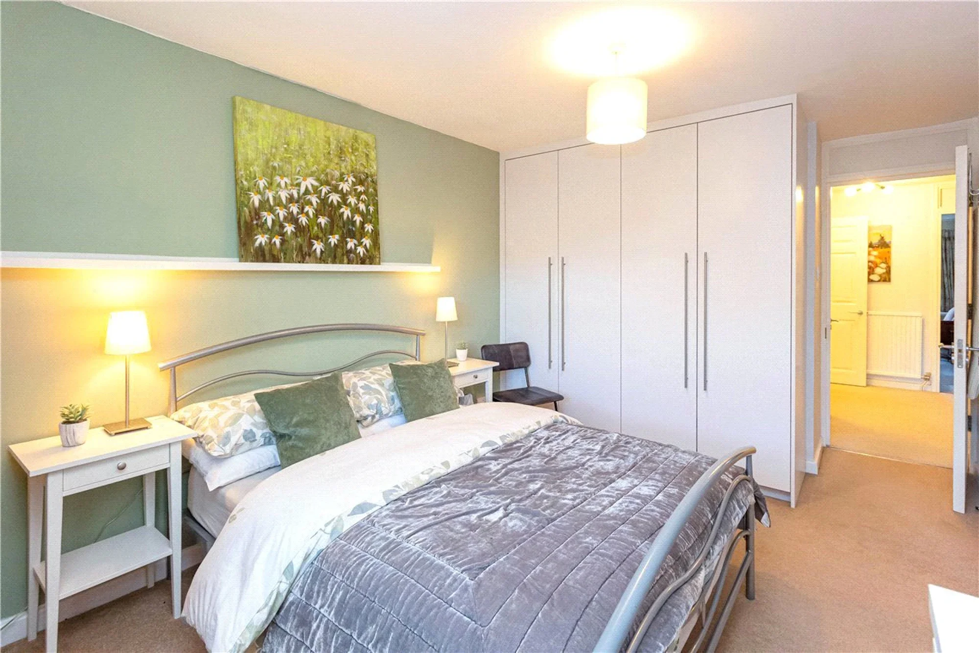 Flat Cross Way in St Albans