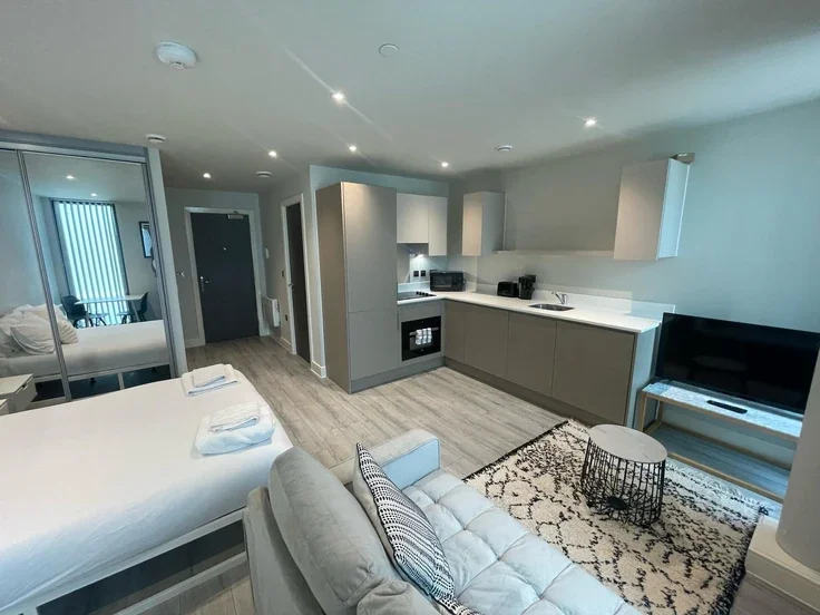 Flat Wokingham Road in Bracknell