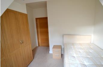 Flat Beechcroft Avenue in Greater London