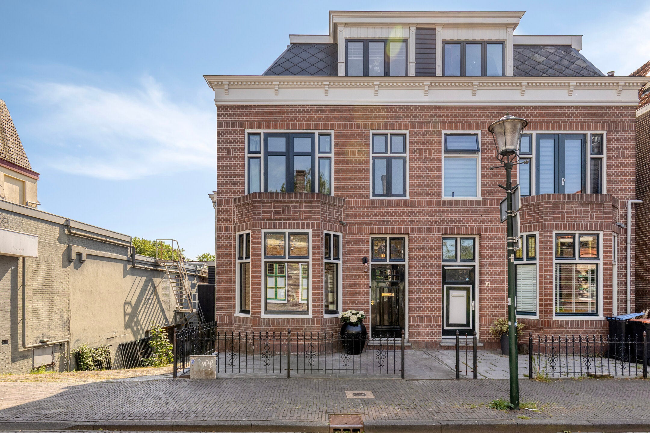 Huis Zuiddijk 70 in Zaandam