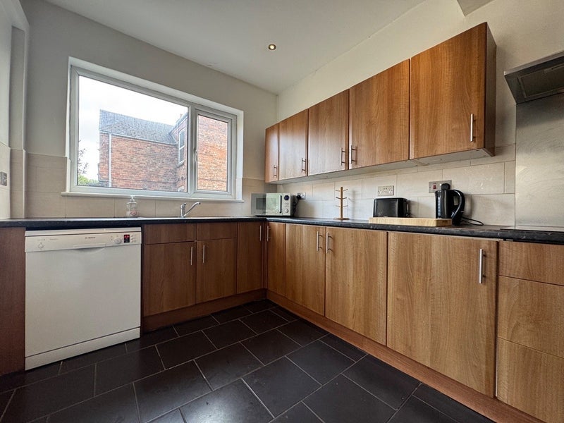 Room Colwick Road in Nottingham