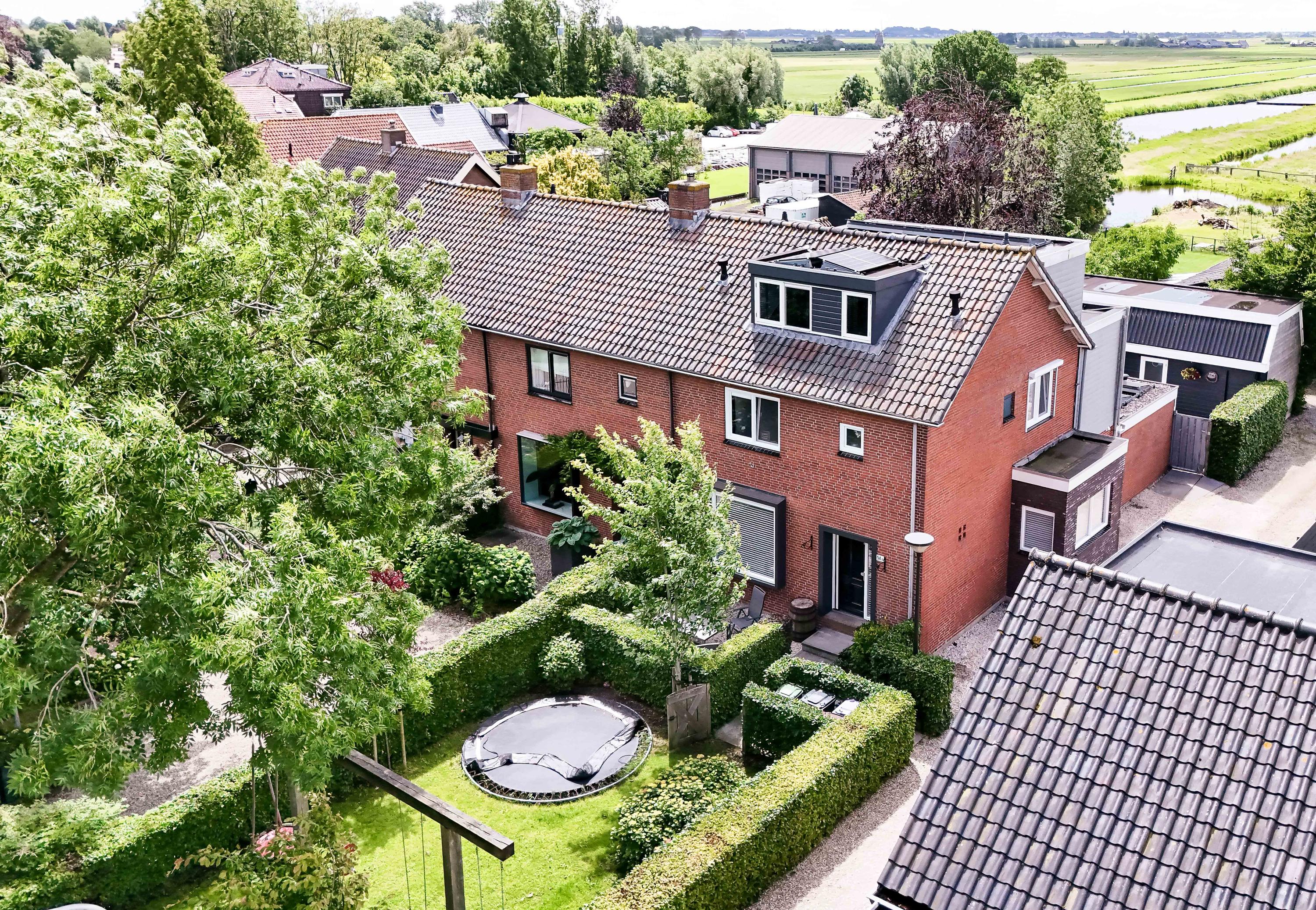 Huis Noordeinde 54 A in Aarlanderveen