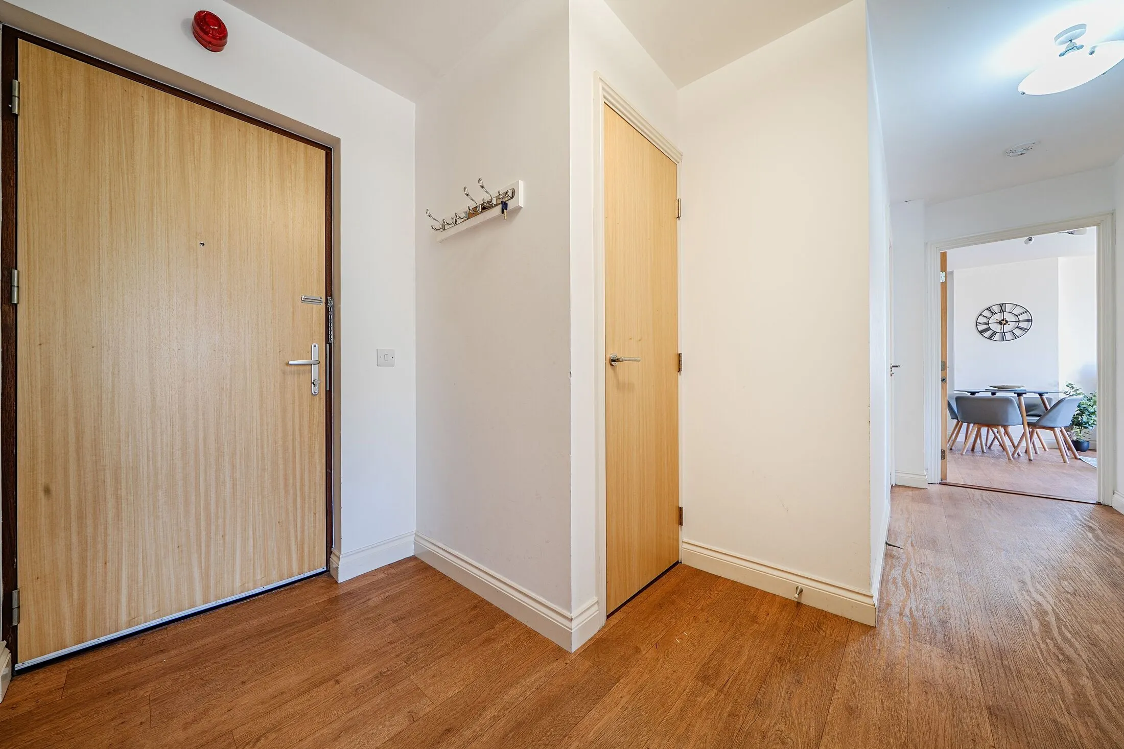 Flat Tarves Way in Greater London