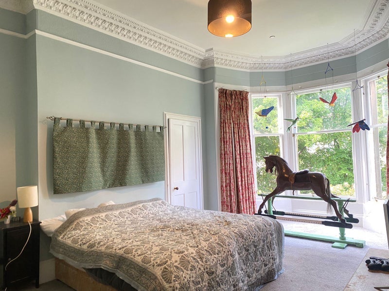 Room Mayfield Road in City of Edinburgh