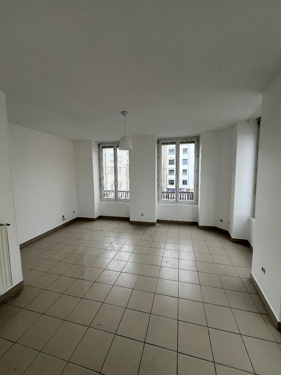 Appartement Place Saint-Pierre à Saint-Chamond