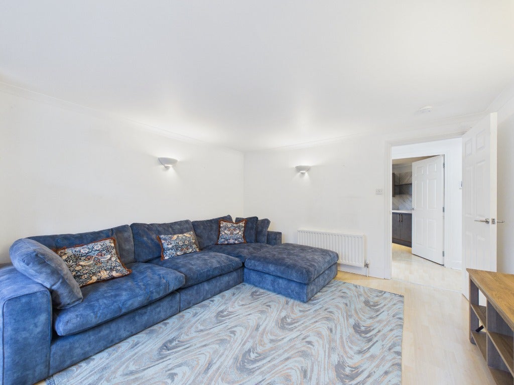 Flat Ann Terrace in City of Edinburgh