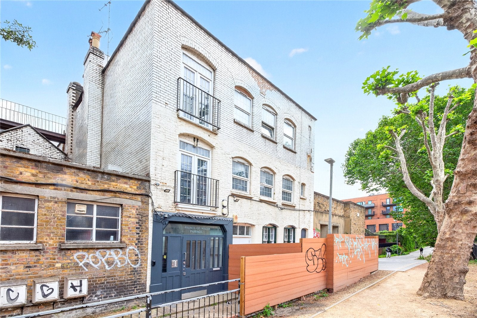 Flat Netley Street in Greater London