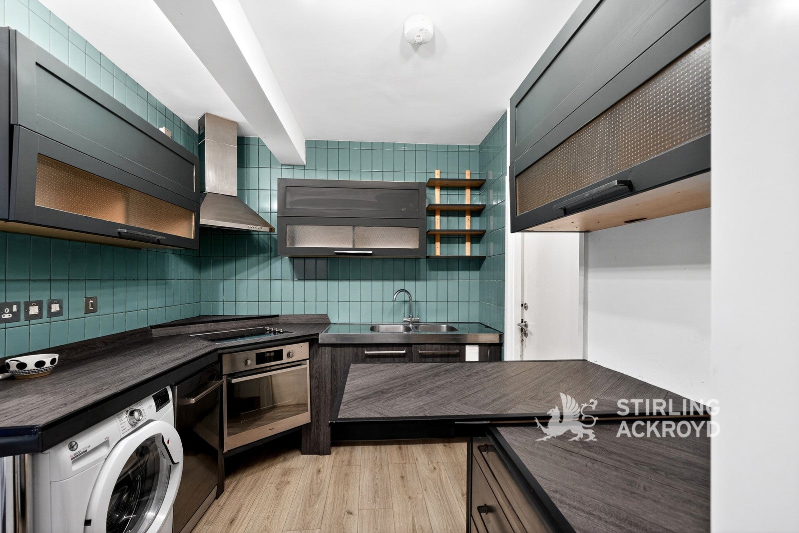 Flat Netley Street in Greater London