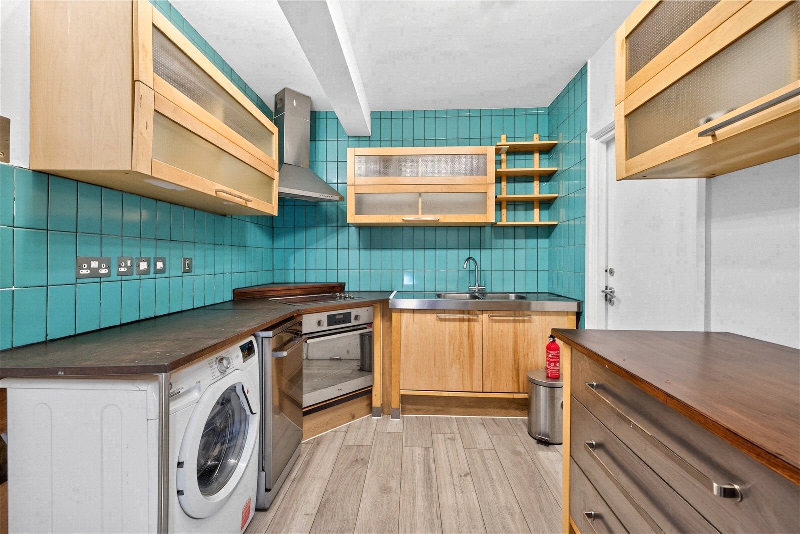 Flat Netley Street in Greater London