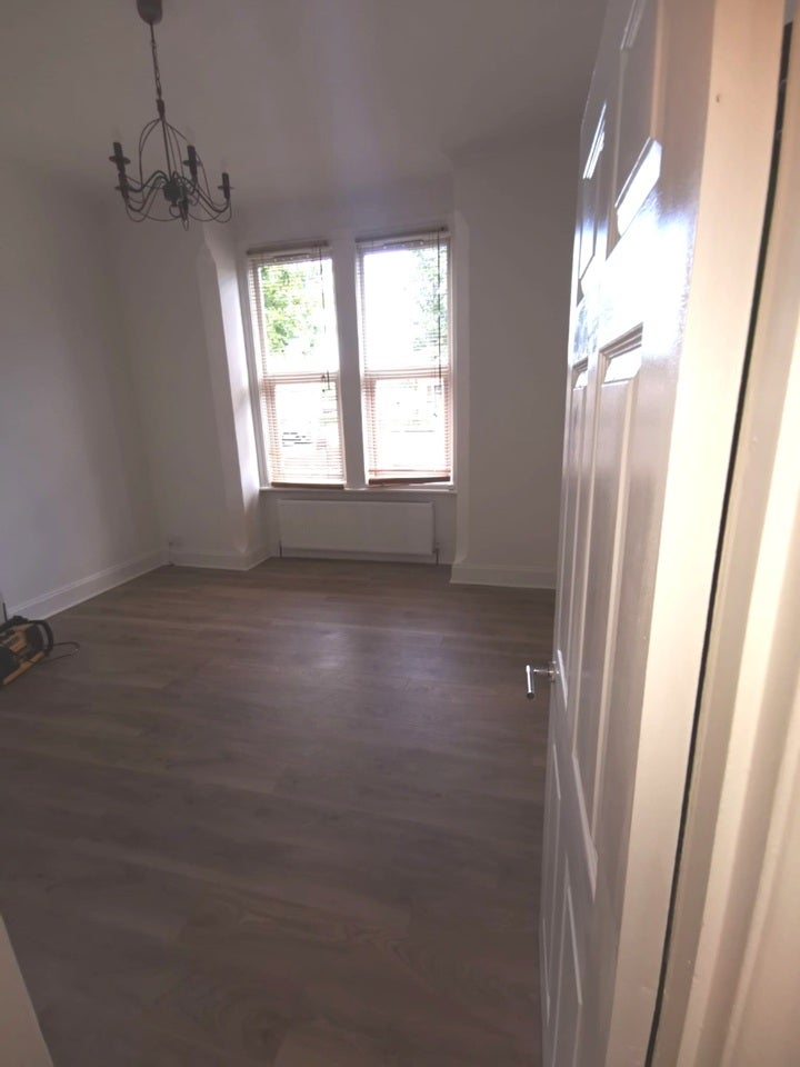 Flat Croydon Road in Greater London