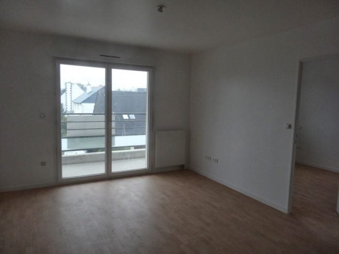 Flat Le Hentig Glas in Saint-Brieuc