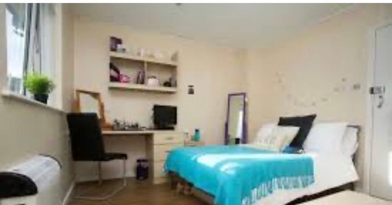 Room Dantzic Street in Manchester