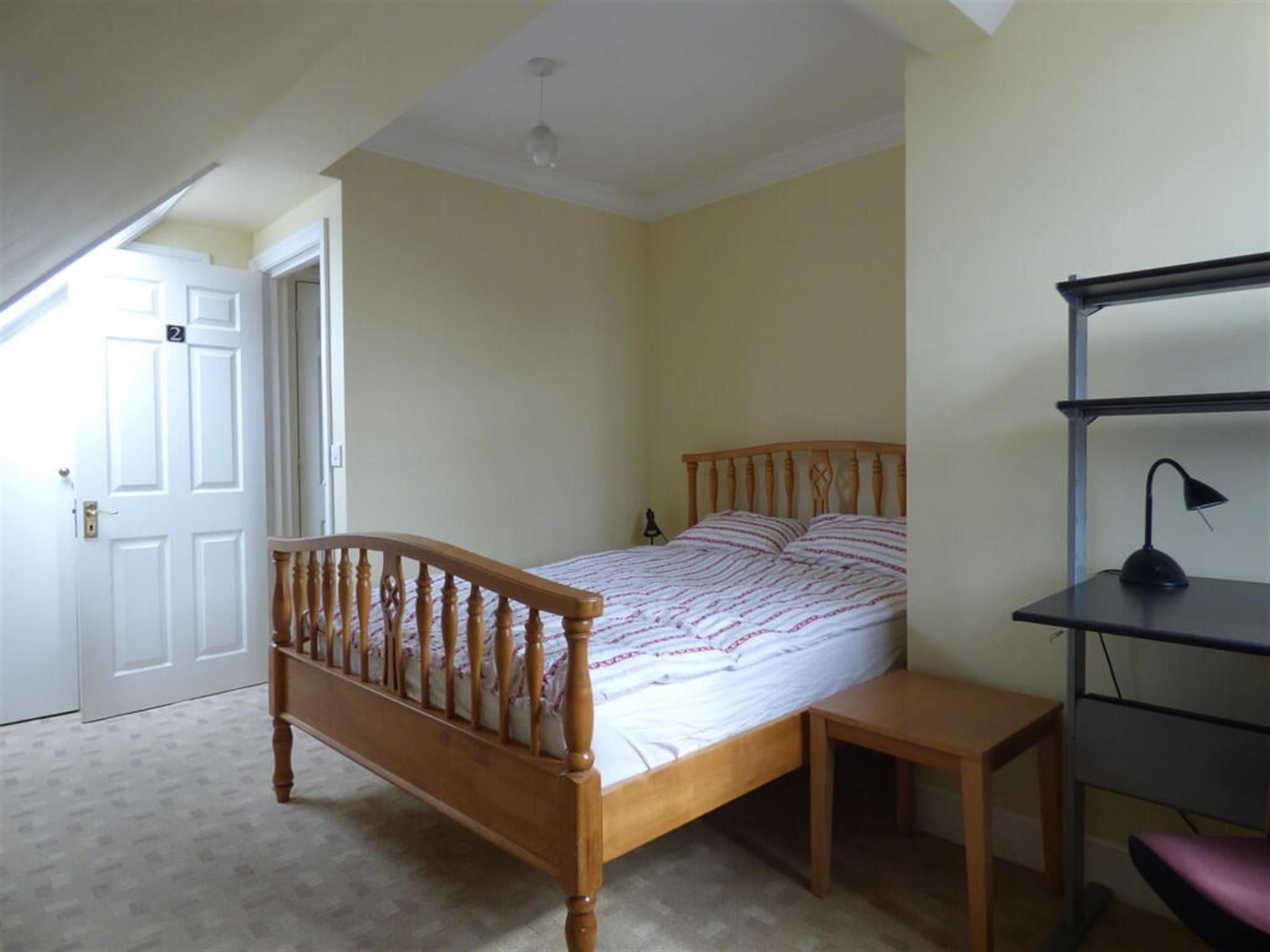 Flat Jewry Street in Winchester