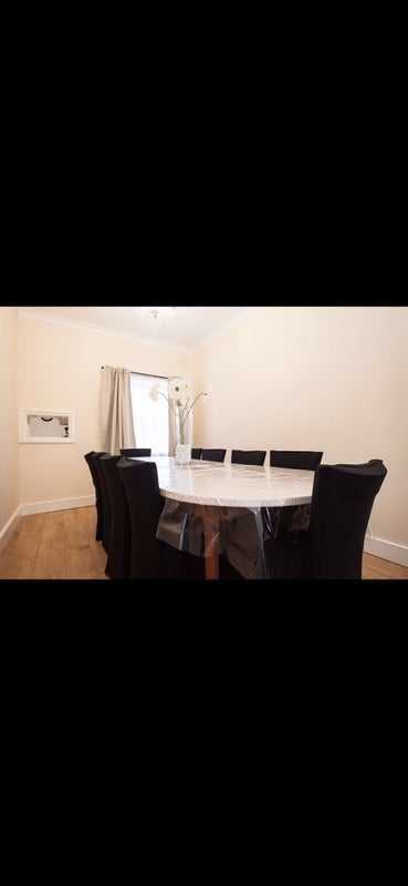 Room Waverley Road in Greater London