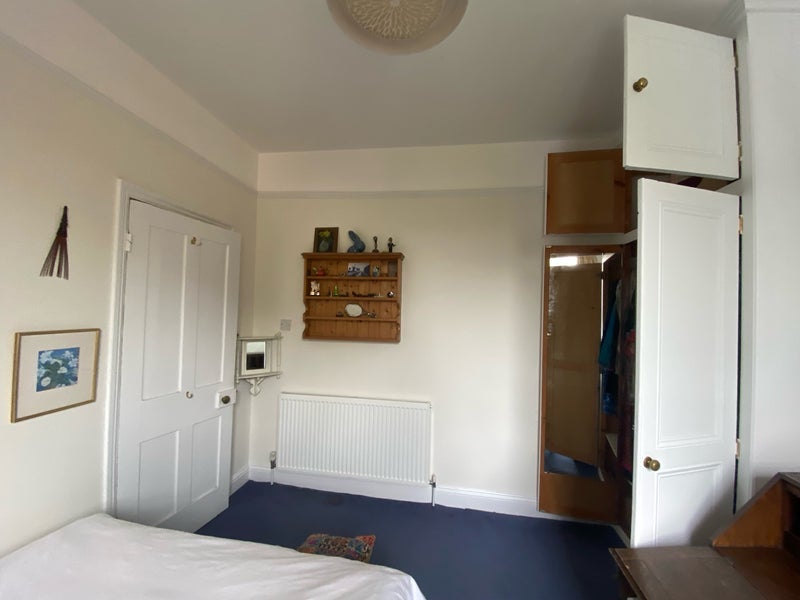 Room Burgoyne Road in Greater London