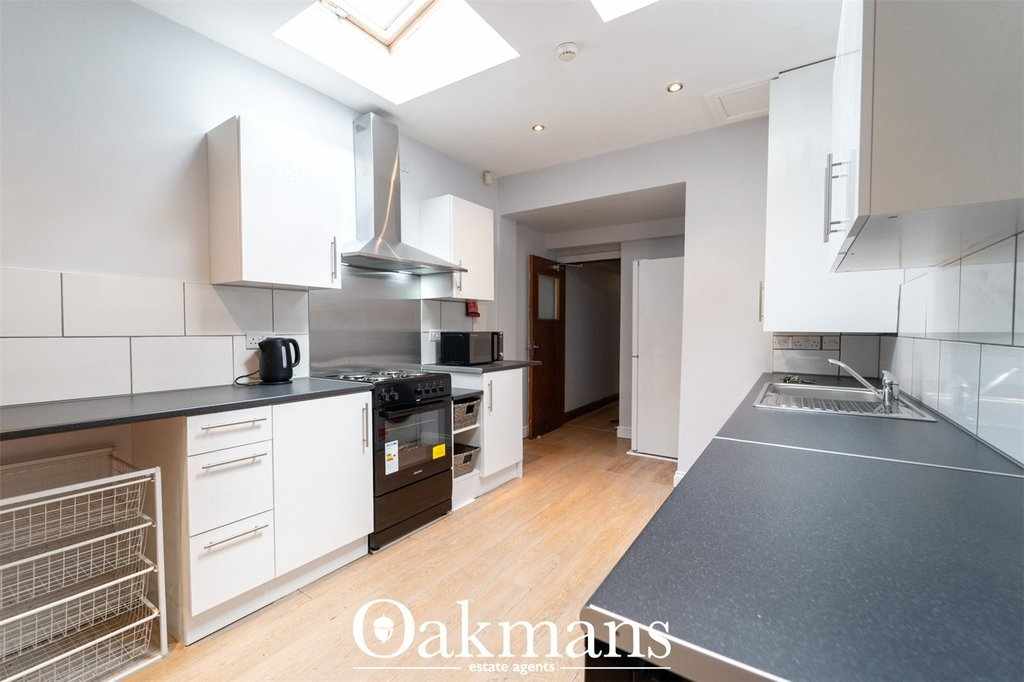 Flat Tiverton Road in Birmingham