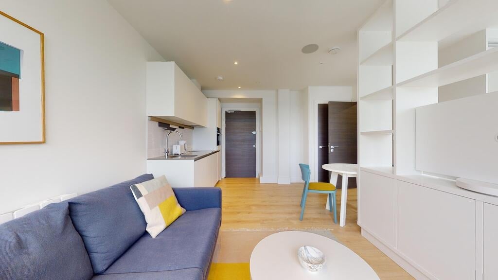 Flat Humphry Repton Lane in Greater London