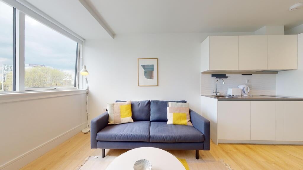 Flat Humphry Repton Lane in Greater London