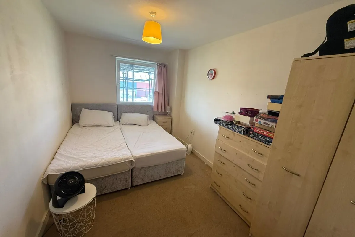 Flat Overstone Court in Cardiff
