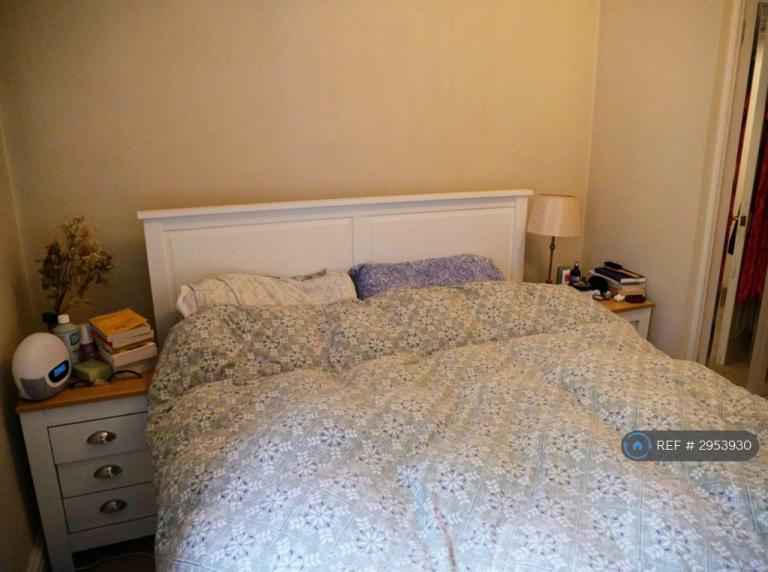 Flat Brassey Road in Winchester