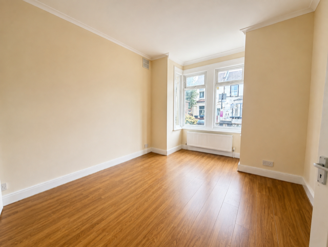 House Lancing Road in Greater London