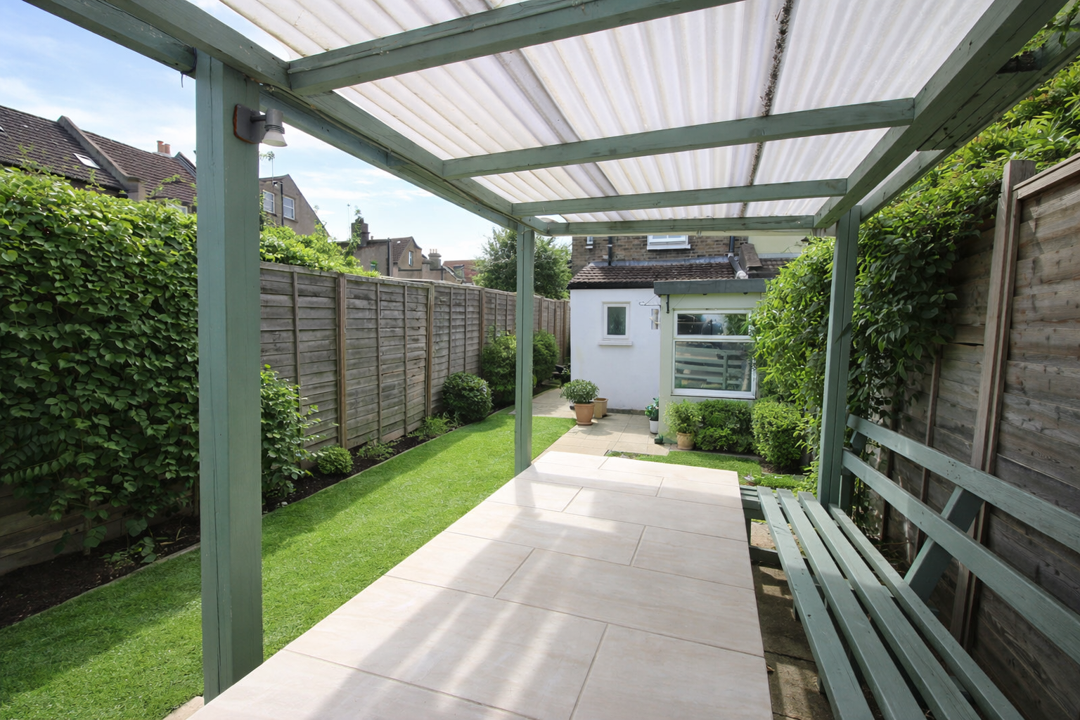 House Lancing Road in Greater London