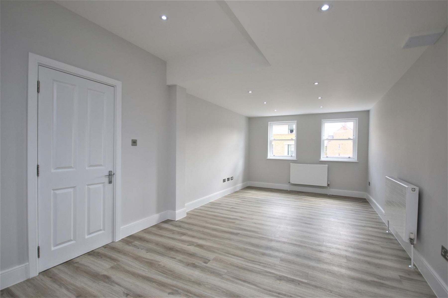 Flat The Broadway in Greater London