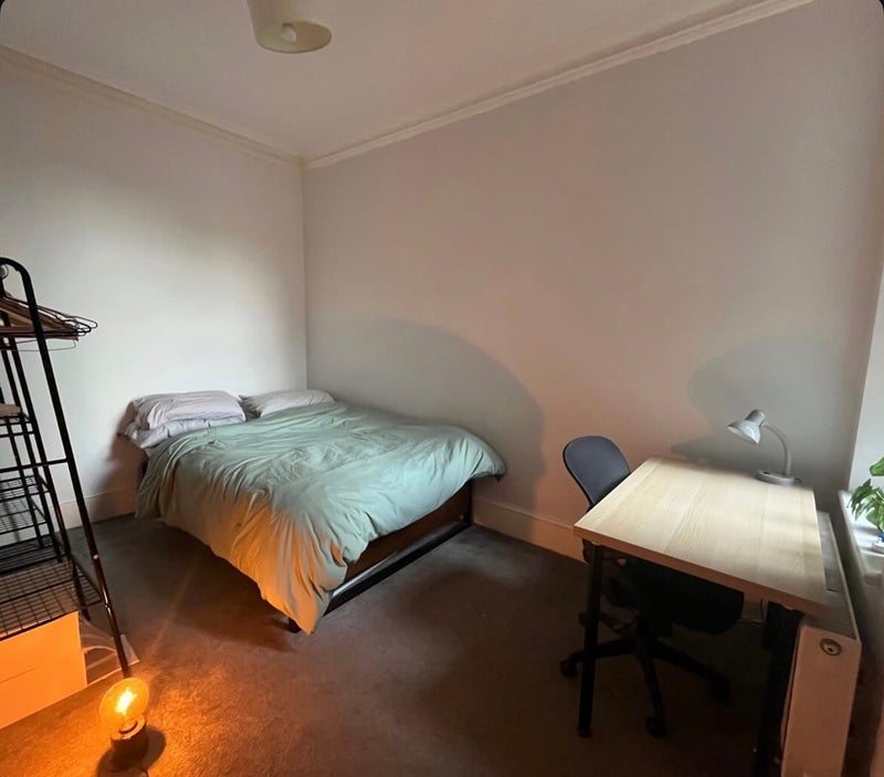 Room Mare Street in Greater London