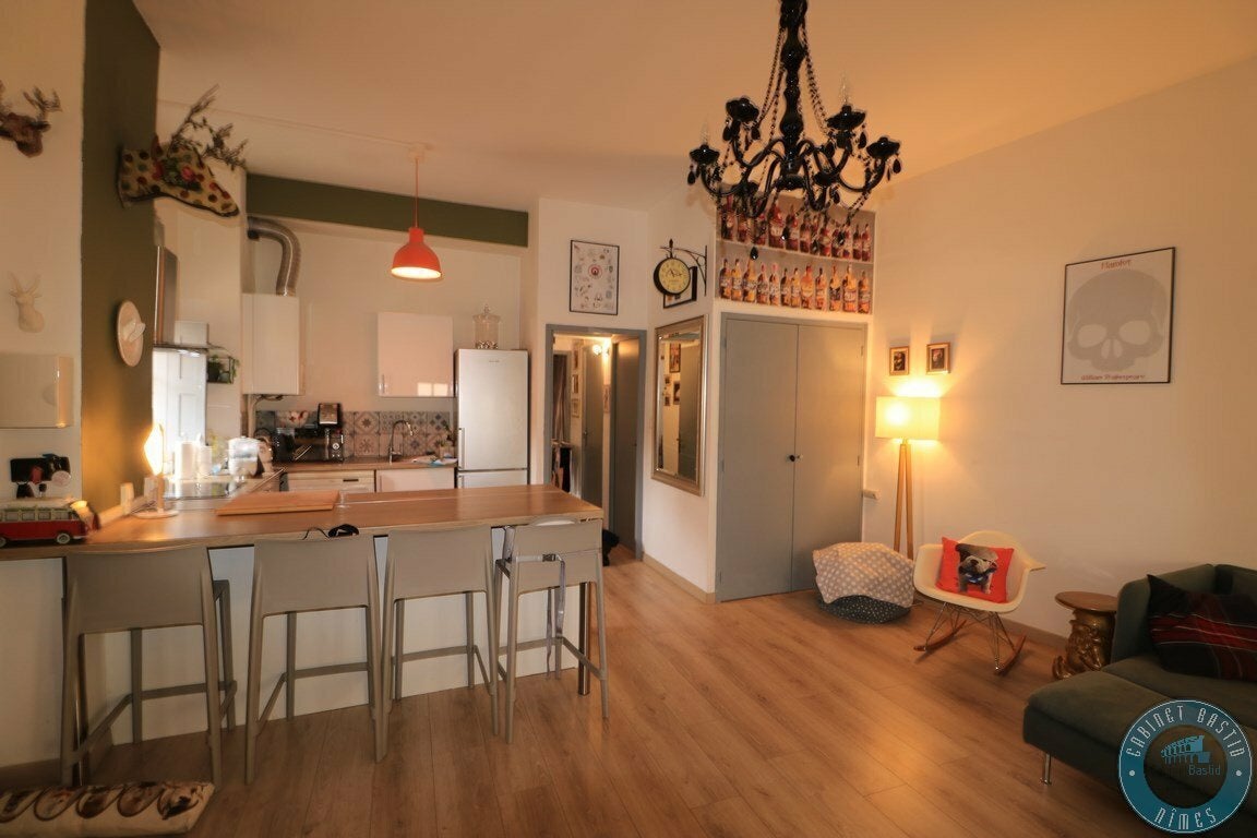 Appartement Rue d'Arlier à Nîmes