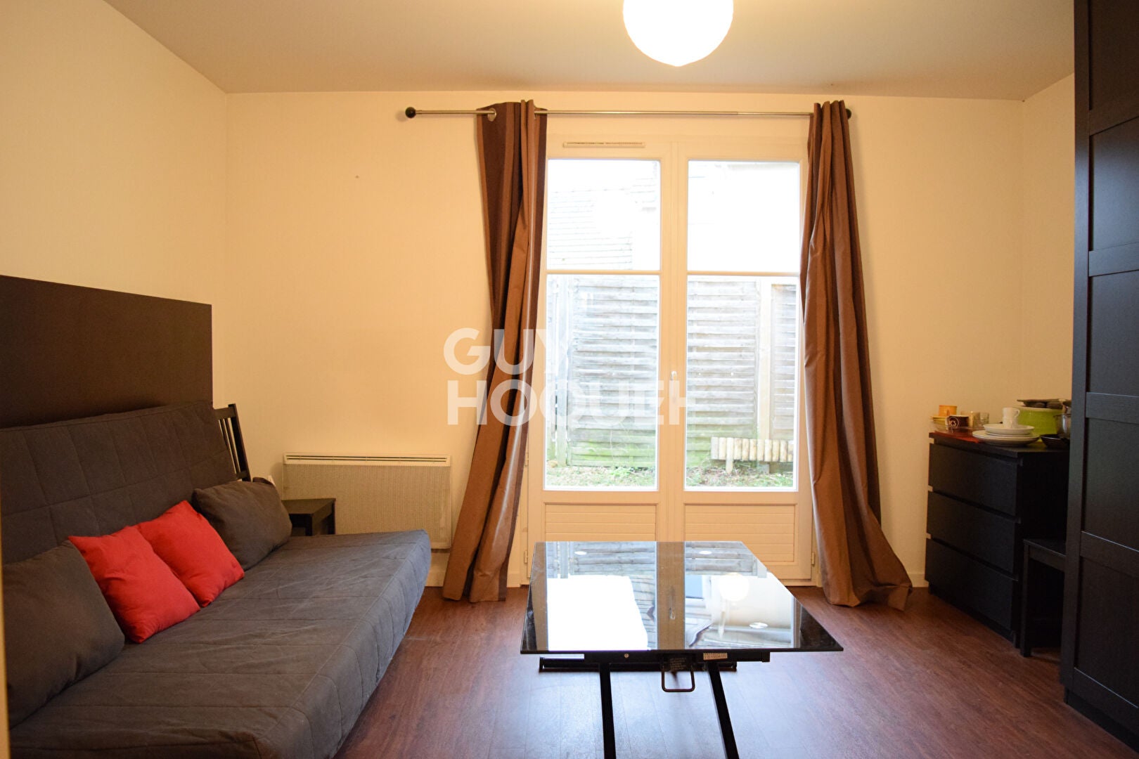 Flat Rue de la Perche-aux-Mares in Le Perray-en-Yvelines