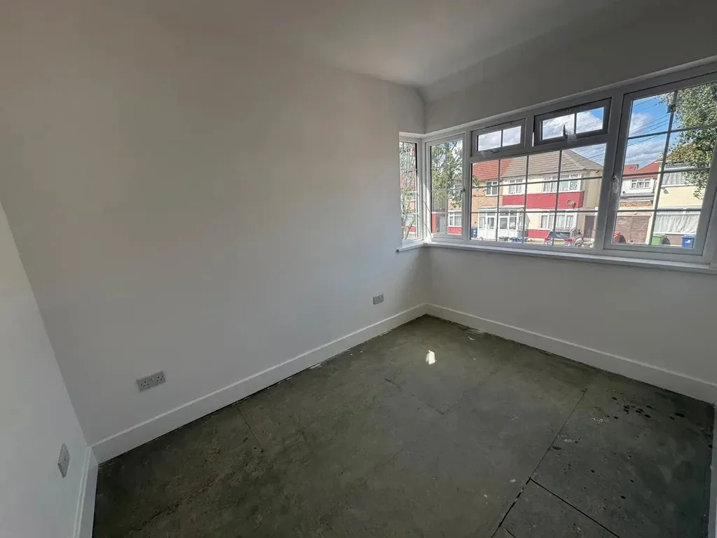 Flat Tilney Road in Greater London