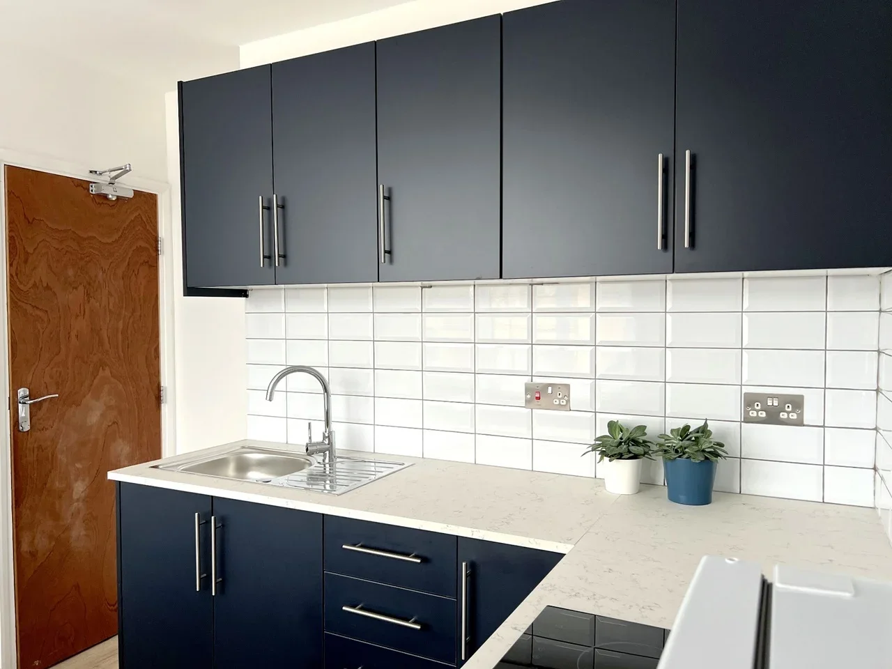 Flat Stafford Road in Greater London