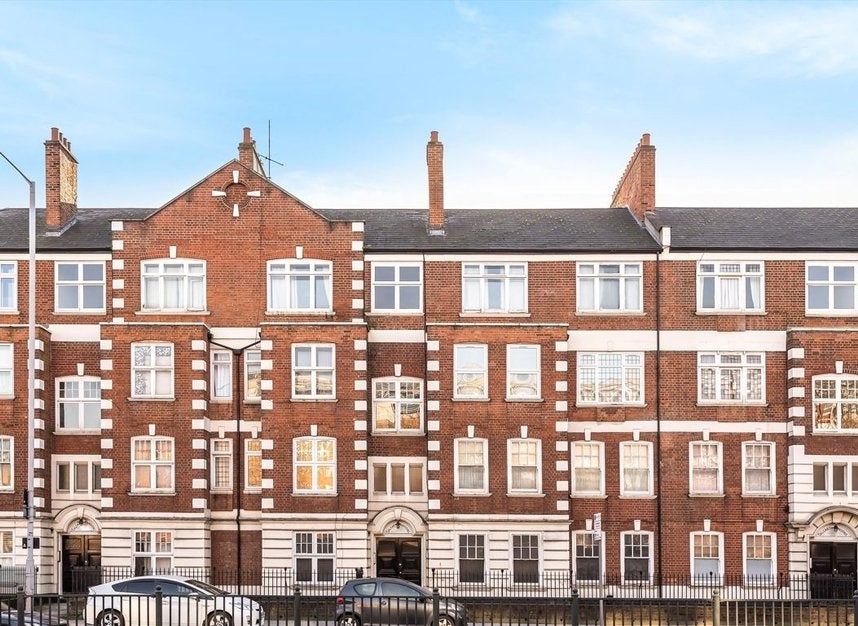 Flat Talgarth Road in Greater London