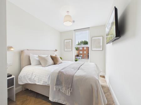 Room Ashley Avenue in Belfast