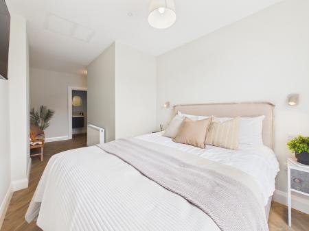Room Ashley Avenue in Belfast