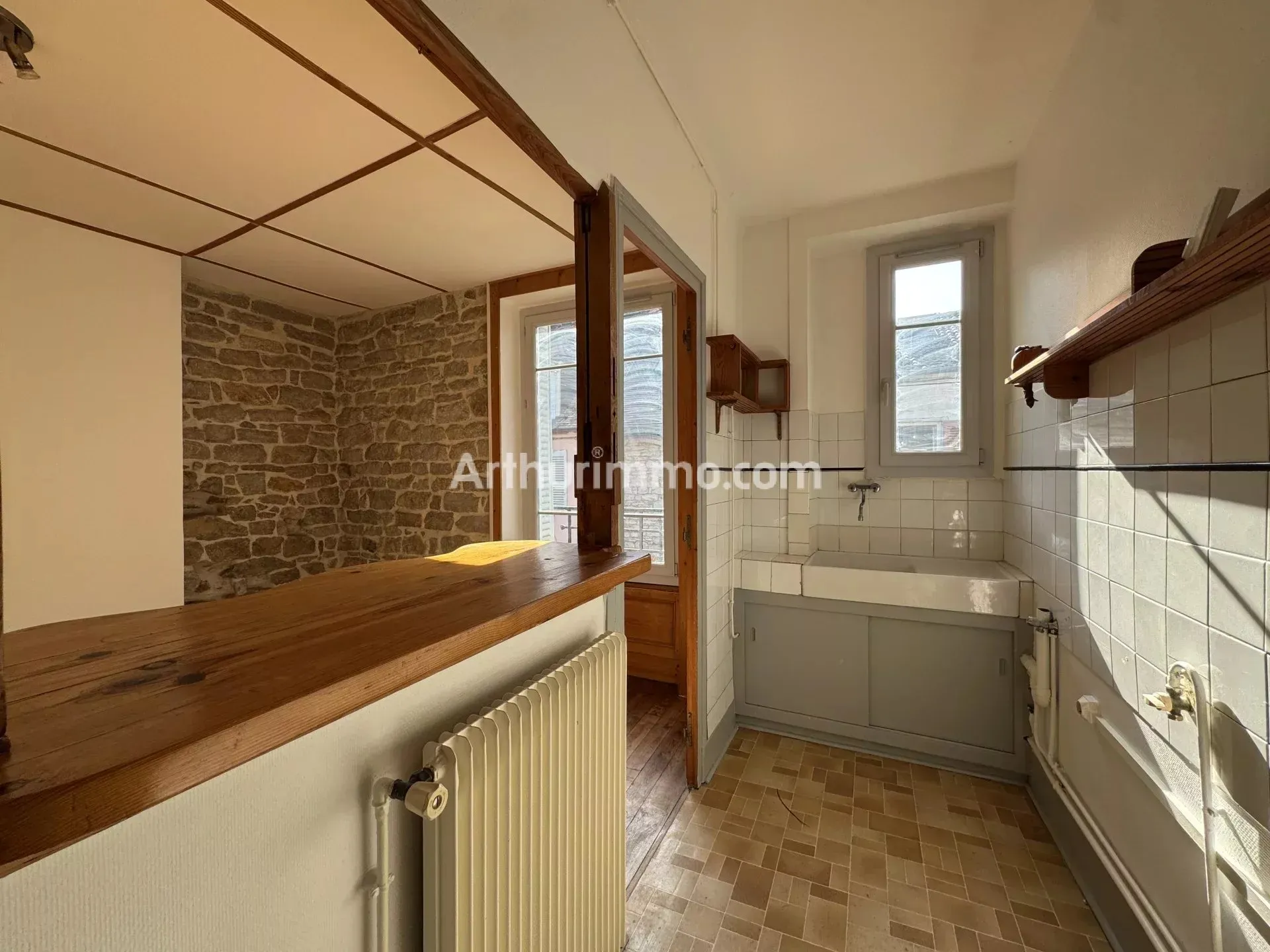 Flat Rue Jean Jaurès in Lons-le-Saunier