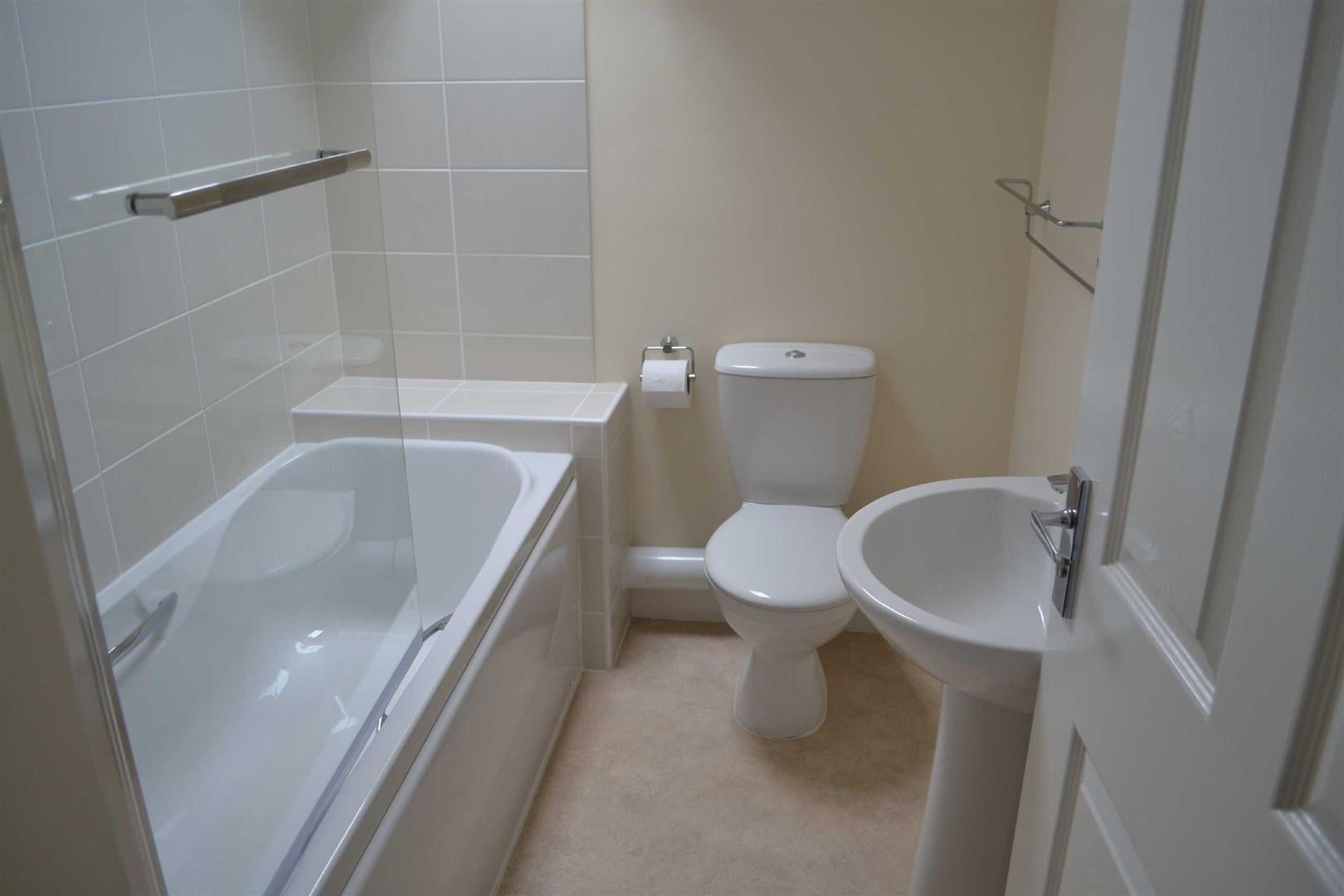 Flat Jaeger Close in Amber Valley