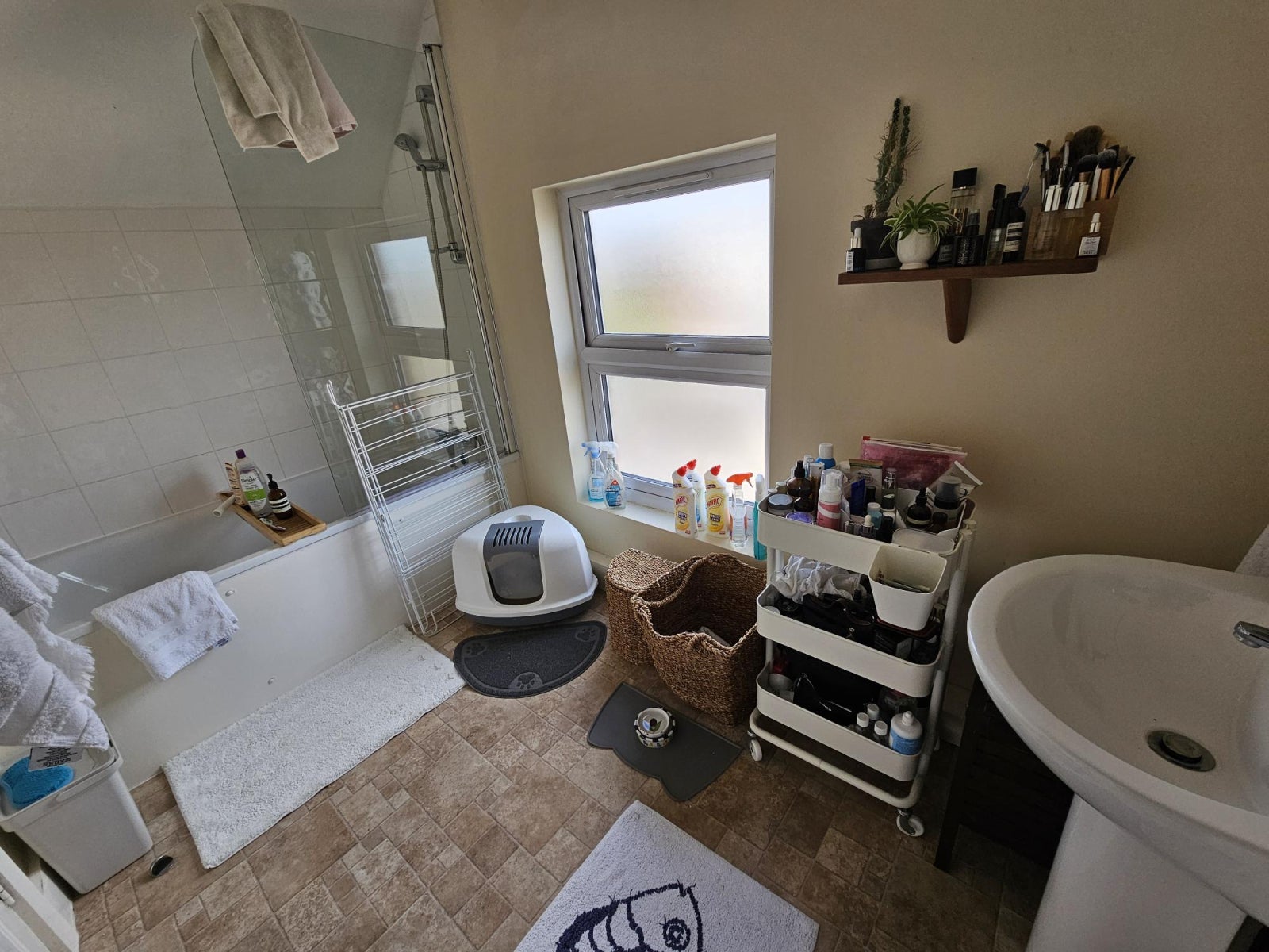 Flat George Lane in Greater London