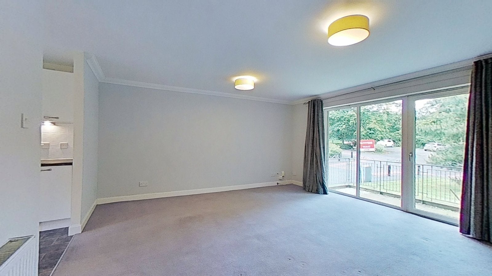 Flat Dalsholm Place in Glasgow