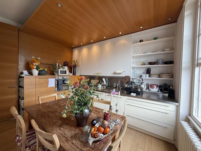 Room Caledonian Road in Greater London