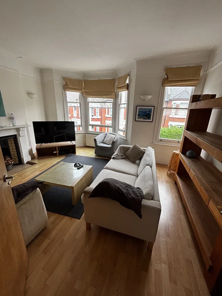 Room Brayburne Avenue in Greater London