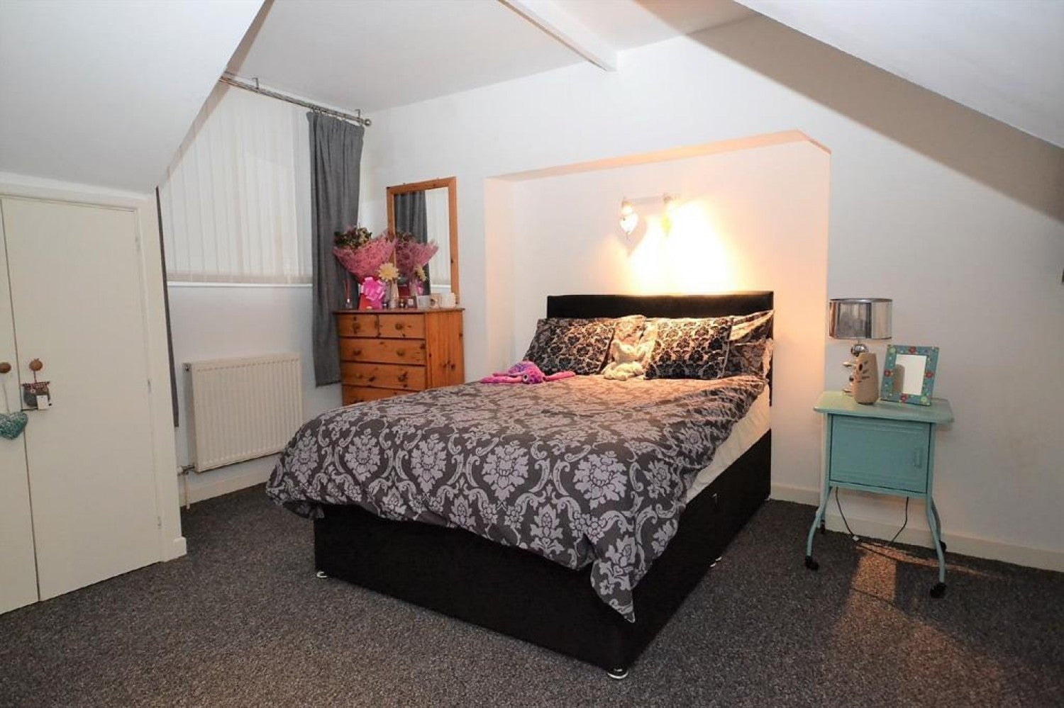 Flat Nettleton Road in Gloucester