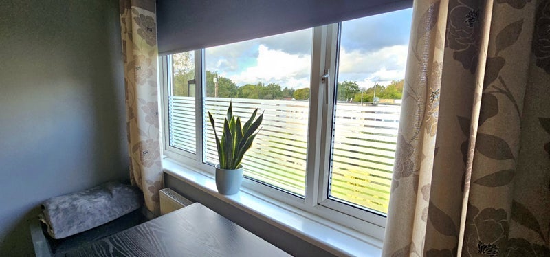 Room Mayfield Gardens in Brentwood