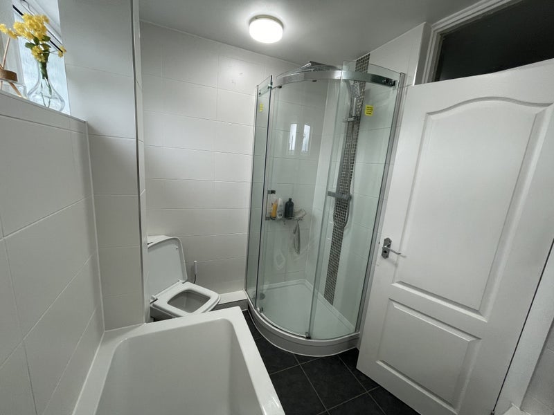 Room Mayfield Gardens in Brentwood