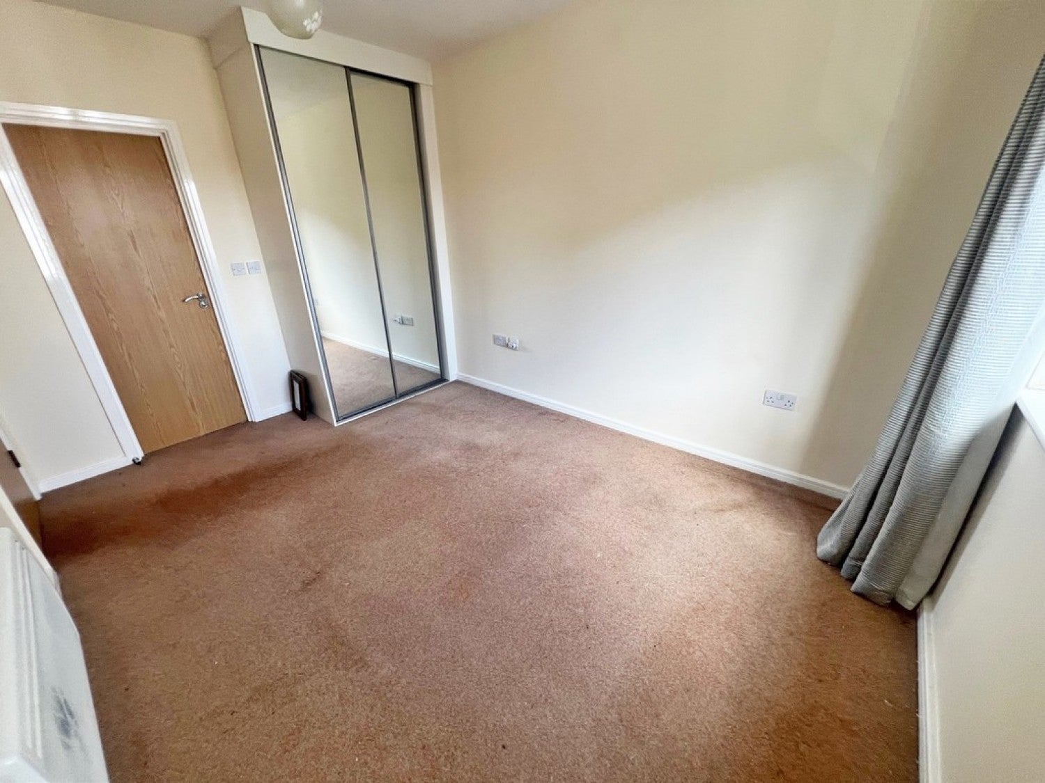 Flat Dutton Court in Warrington