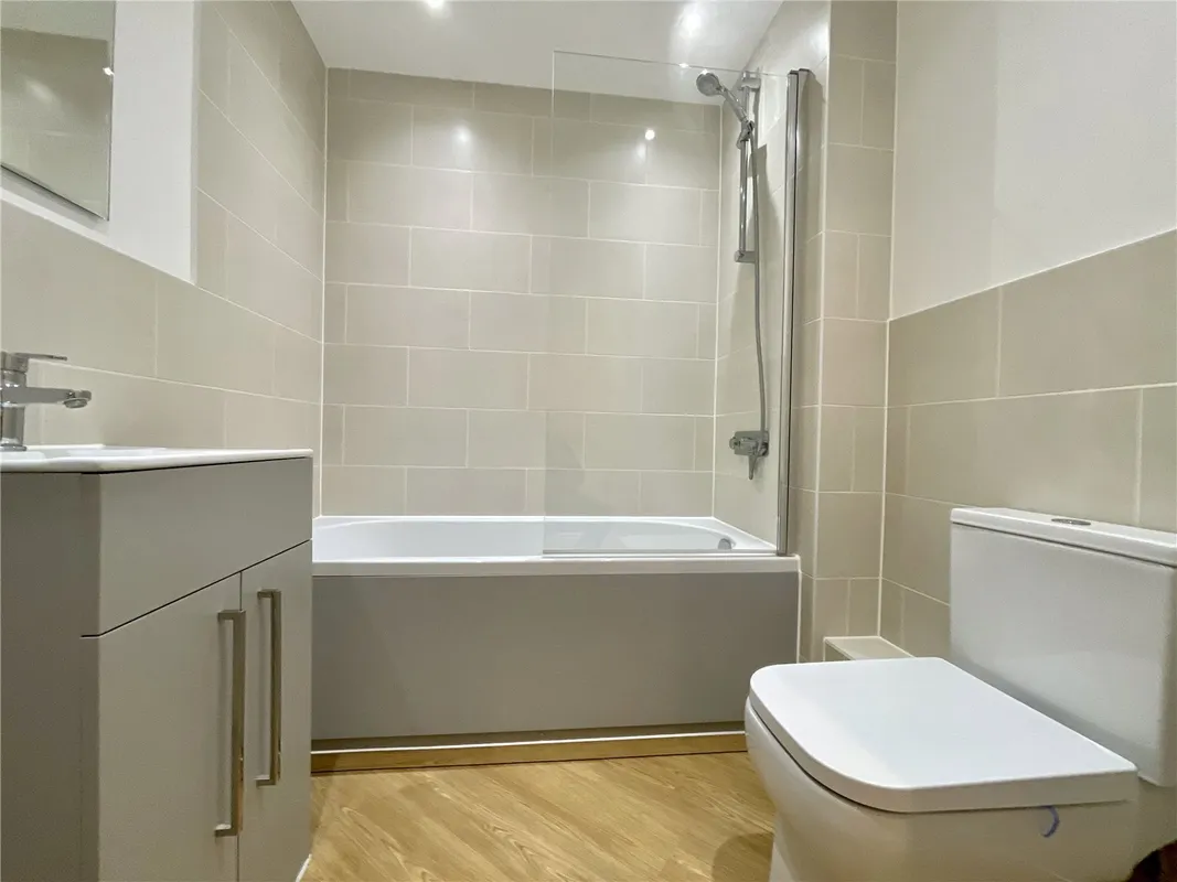 Flat Wimborne Road in Poole