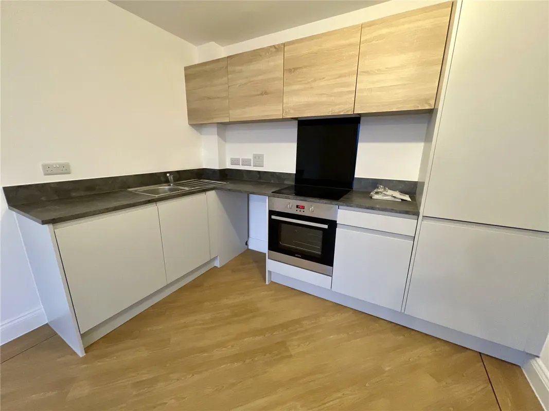 Flat Wimborne Road in Poole