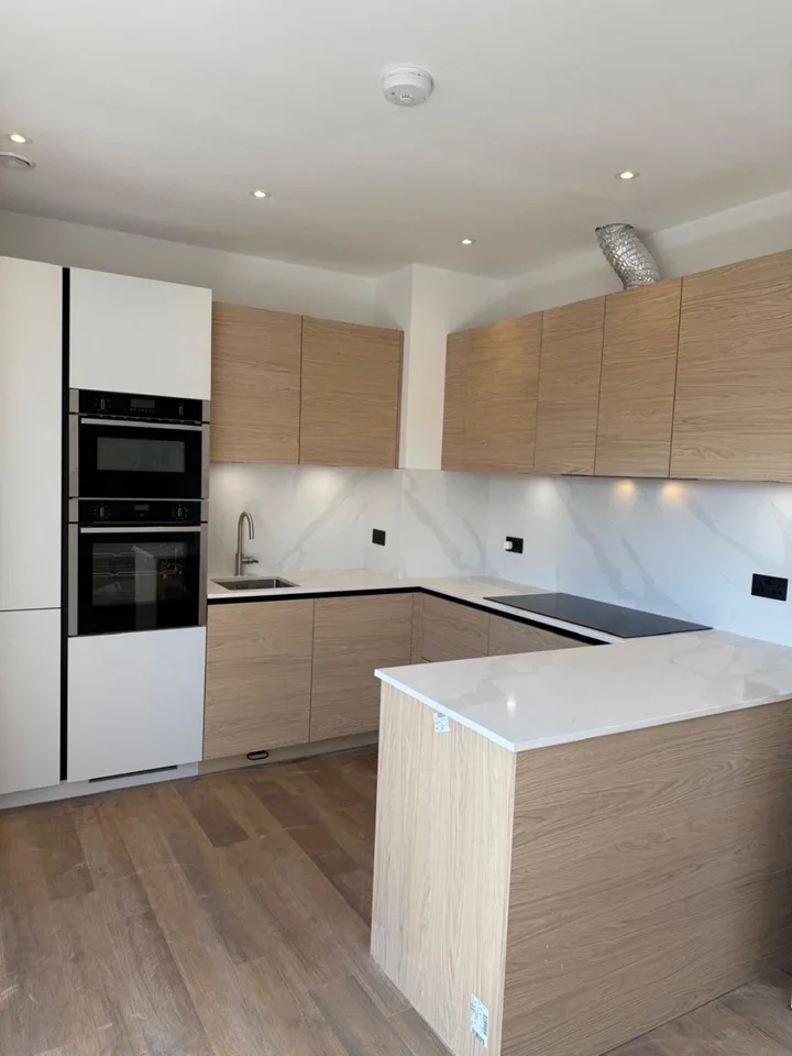 Flat Warwick Close in Greater London