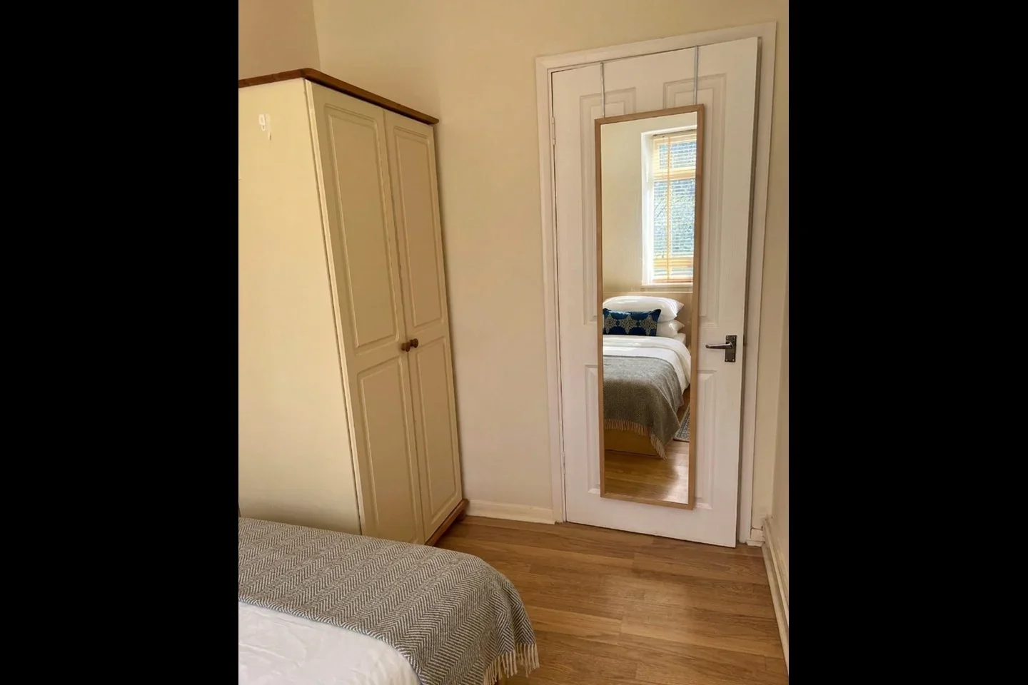 Room Clapham Road Estate in Greater London